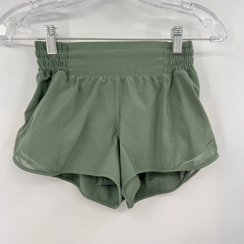 Lululemon high rise hottie hot Shorts 2.5” in Willow leaf XS - Picture 3 of 10